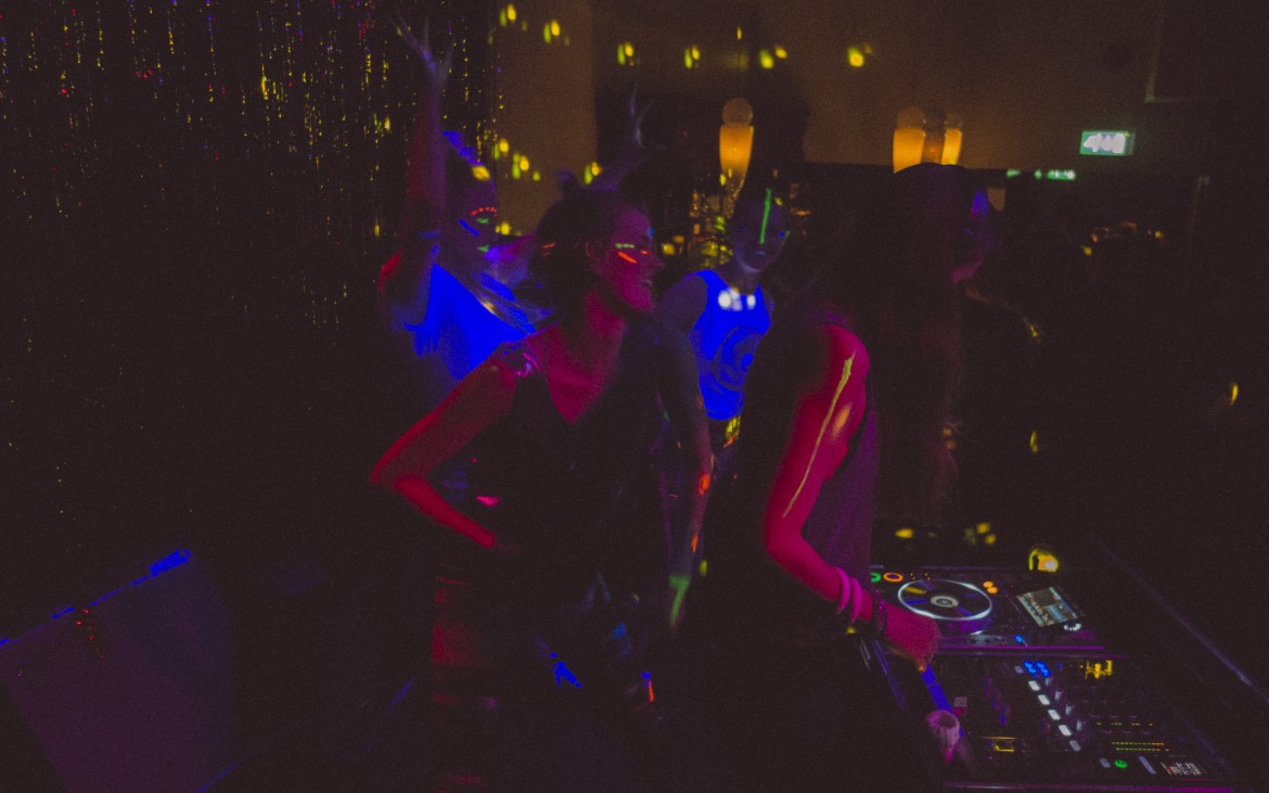 Picture from a KOSO CLUB event. In picture is dancers from Kompani Kunstgress and DJ Soldal. Photo cred- KOSO