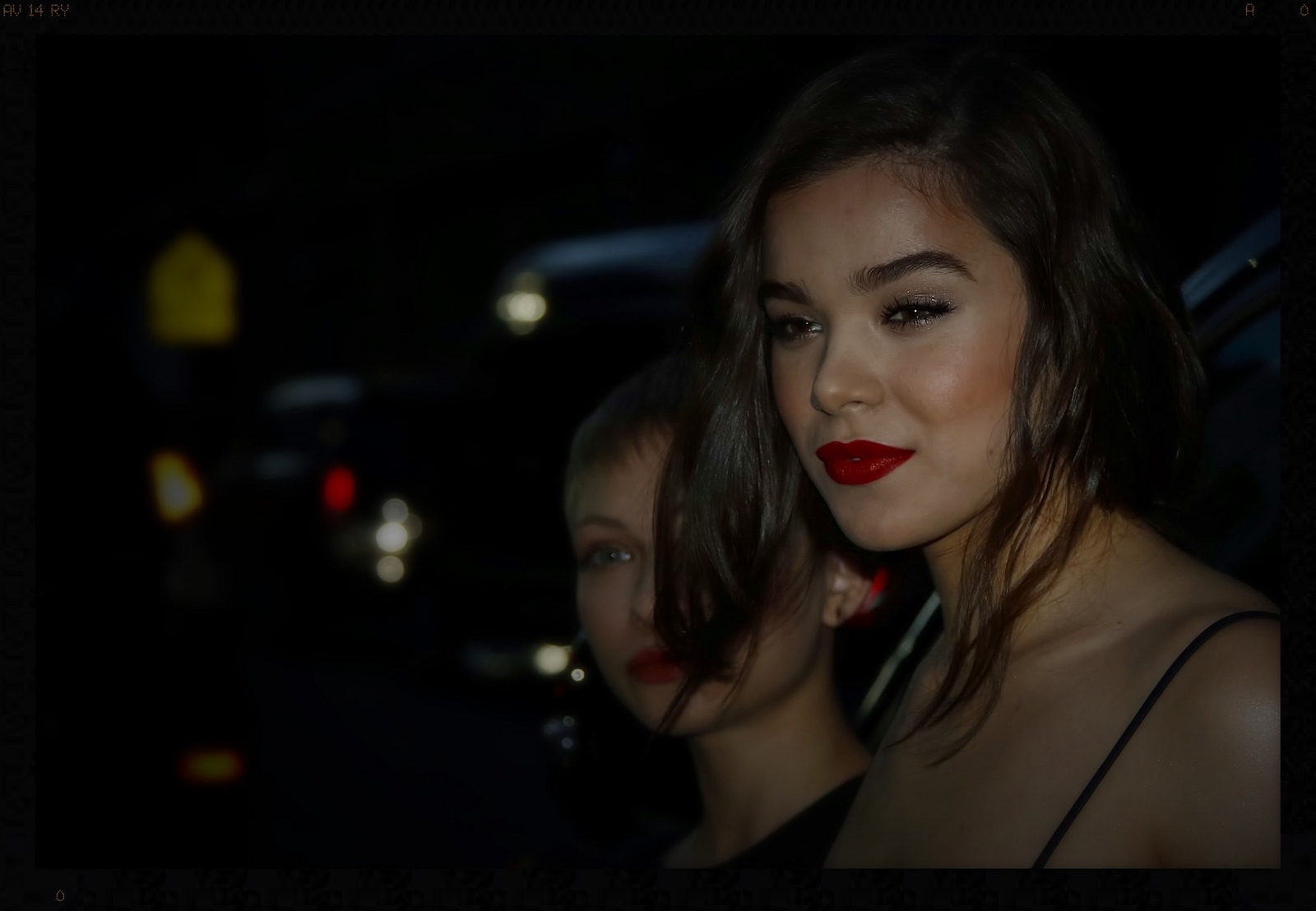 Hailee Steinfeld Loves Herself! – FEM Newsmagazine