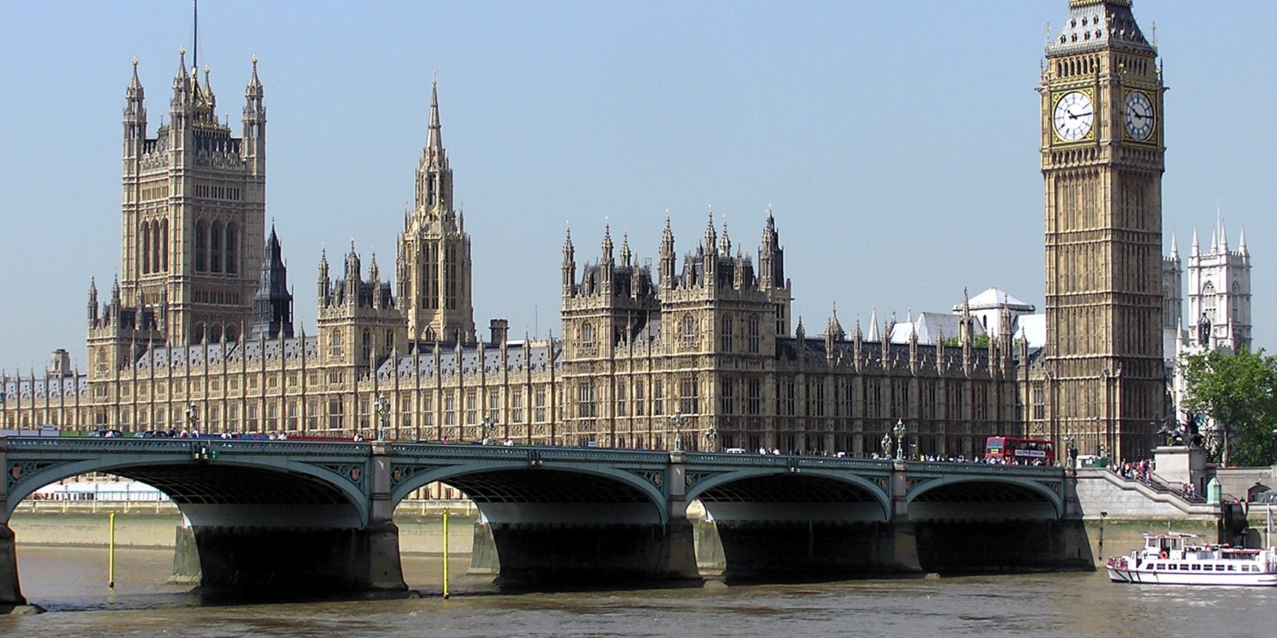 Women Protest Tampon Tax By Free Bleeding Outside Parliament – Fem